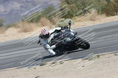 media/Sep-20-2025-Race Pace (Sat) [[d4e1b33f4d]]/Verified/Turn 10 Inside (1125am)/